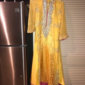 Pakistani party wear